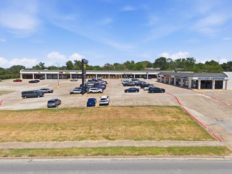 More Photos Of 8440-8474 Camp Bowie West Blvd, Fort Worth Unknown For Lease
