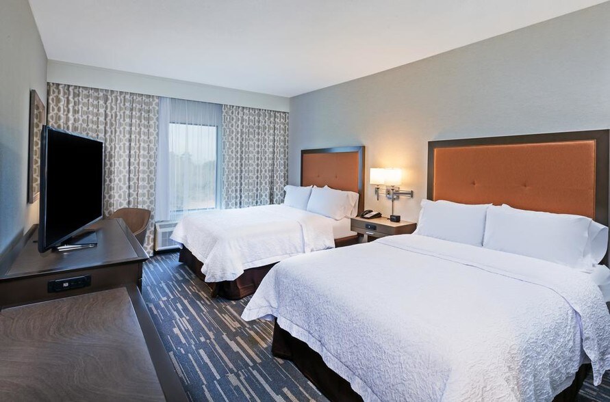 More Photos Of 19108 Moon Trail Dr, Humble Hotel For Sale