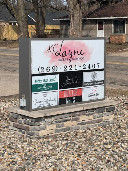 More Photos Of 1731 E Bristol St, Elkhart Medical For Sale
