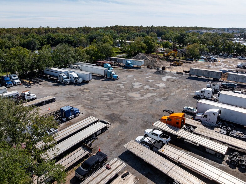 More Photos Of Patch Rd @ Seminole Avenue, Orlando Land For Lease