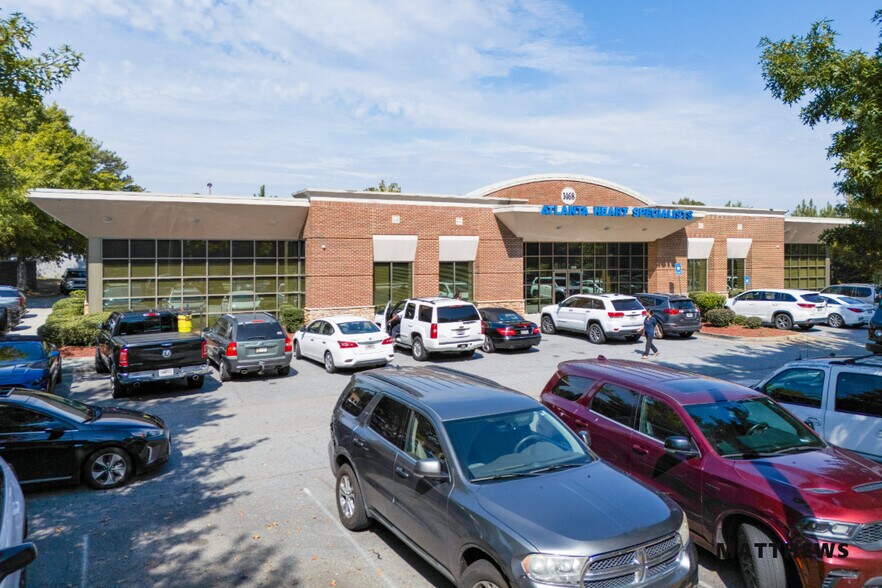 Primary Photo Of 1468 Montreal Rd, Tucker Office For Sale