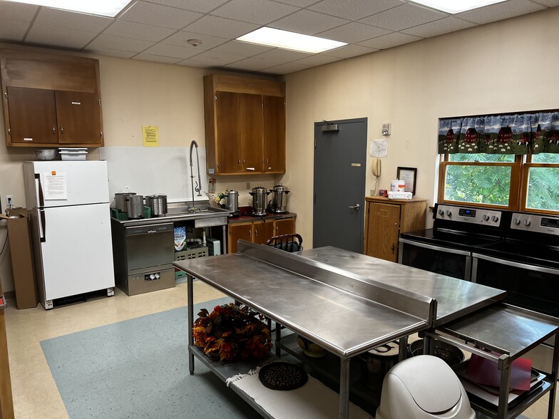 More Photos Of , Middlefield Specialty For Sale