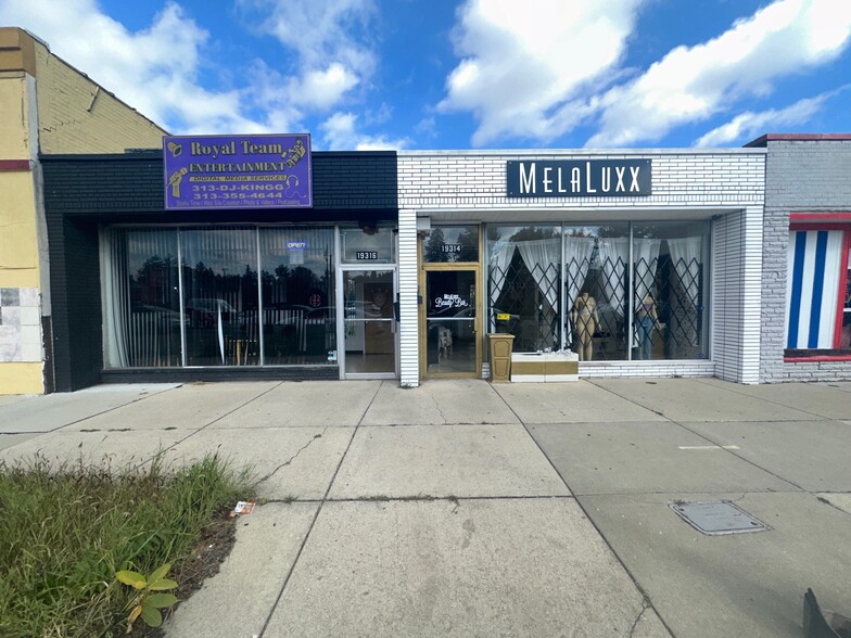 Primary Photo Of 19314-19316 Grand River Ave, Detroit Storefront For Sale