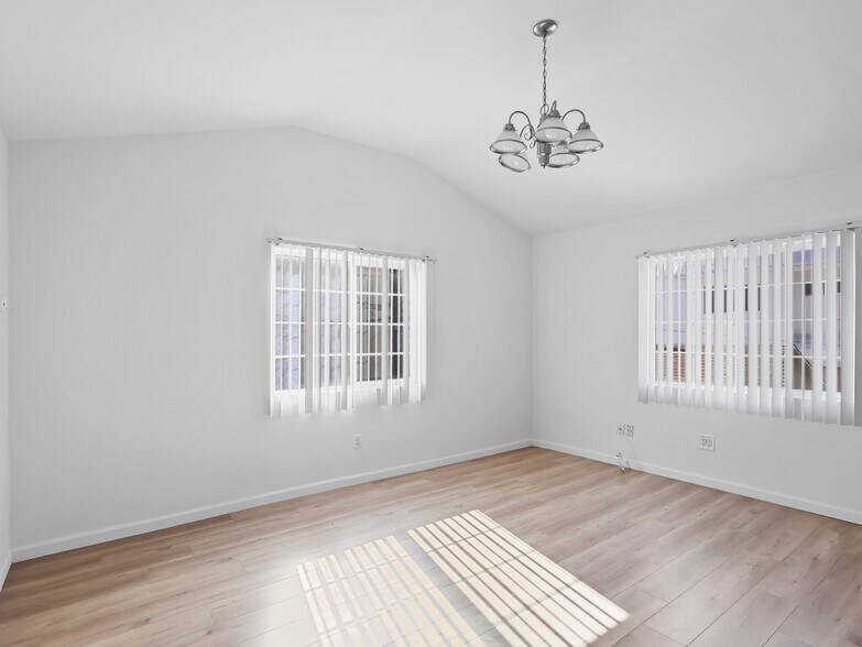 More Photos Of 1168 Justin Ave, Glendale Apartments For Sale