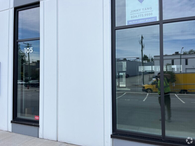 More Photos Of 1568 75th Ave W, Vancouver Light Distribution For Lease