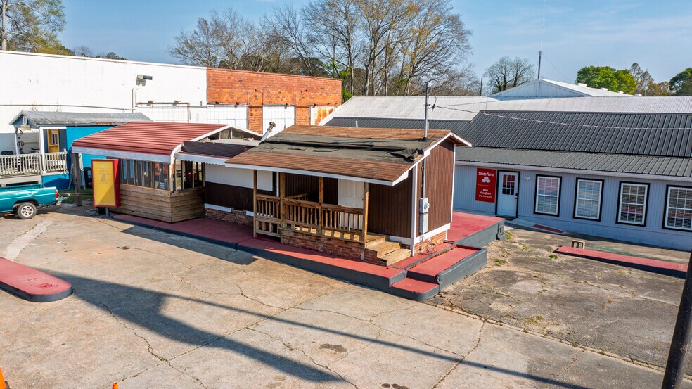 More Photos Of 18109 Main St, Woodbury Storefront Retail Office For Sale