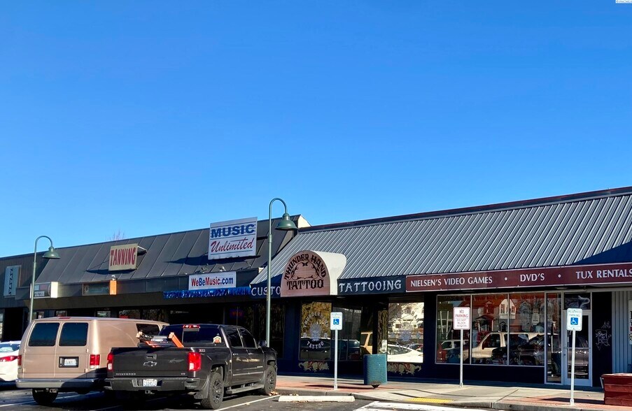 Primary Photo Of 1356-1358 Jadwin Ave, Richland General Retail For Sale