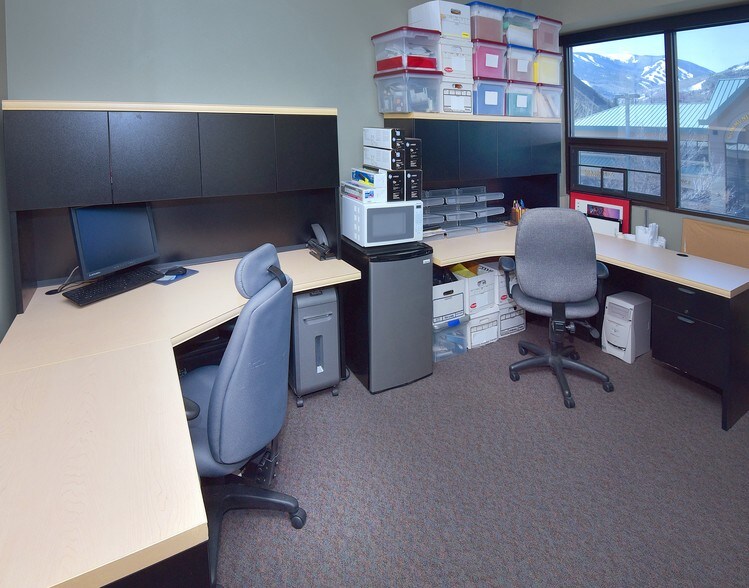 More Photos Of 30 Benchmark Rd, Avon Office For Sale