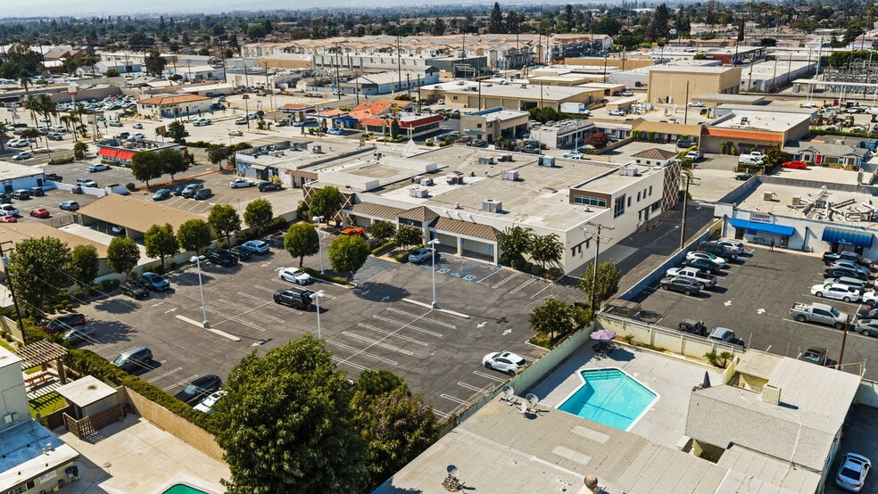 More Photos Of 554 E San Bernardino Rd, Covina Medical For Lease