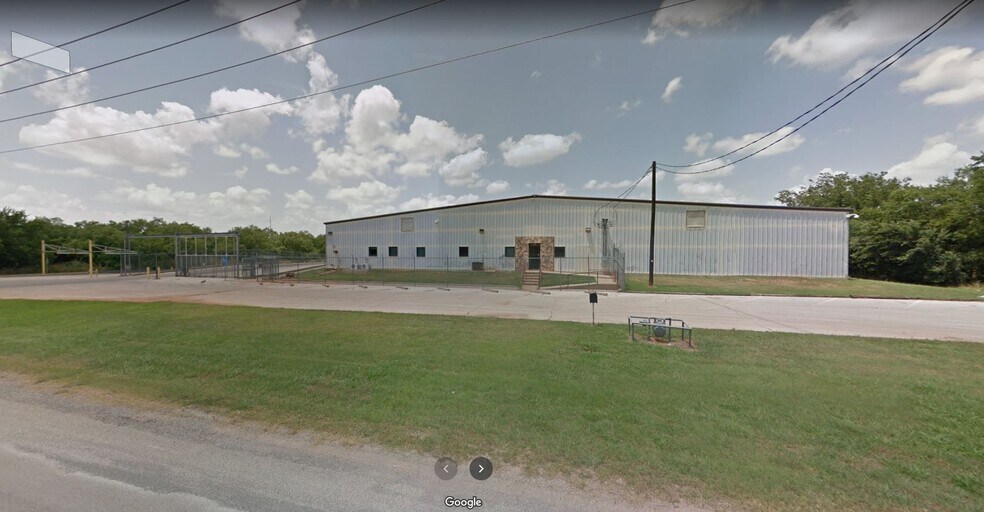 More Photos Of 208 Randy Dr, Wichita Falls Warehouse For Sale