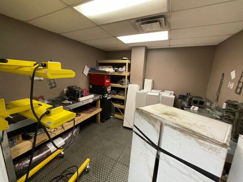 More Photos Of 7756 Edgar Industrial Way, Red Deer Warehouse For Sale