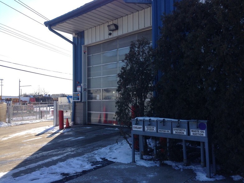 More Photos Of 80 Edison Ave, Mount Vernon Warehouse For Sale