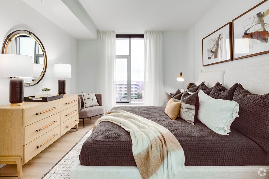 More Photos Of 12000 Inspiration St, Reston Multifamily For Sale