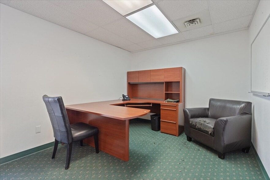 More Photos Of 1780 Westland Rd, Cheyenne Office For Sale