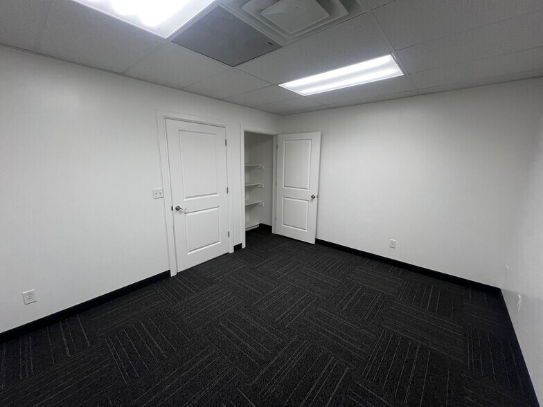 More Photos Of 1693 W American Way, Payson Warehouse For Sale