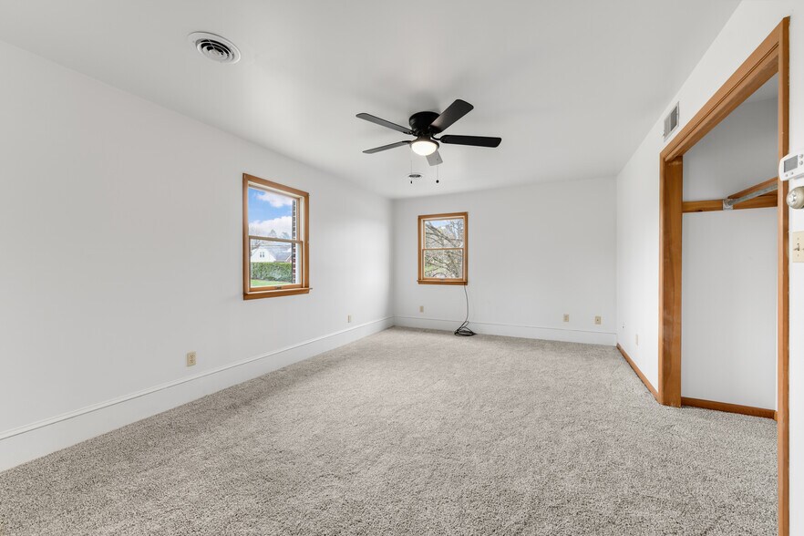 More Photos Of 140 Shartlesville Rd, Bernville Warehouse For Sale