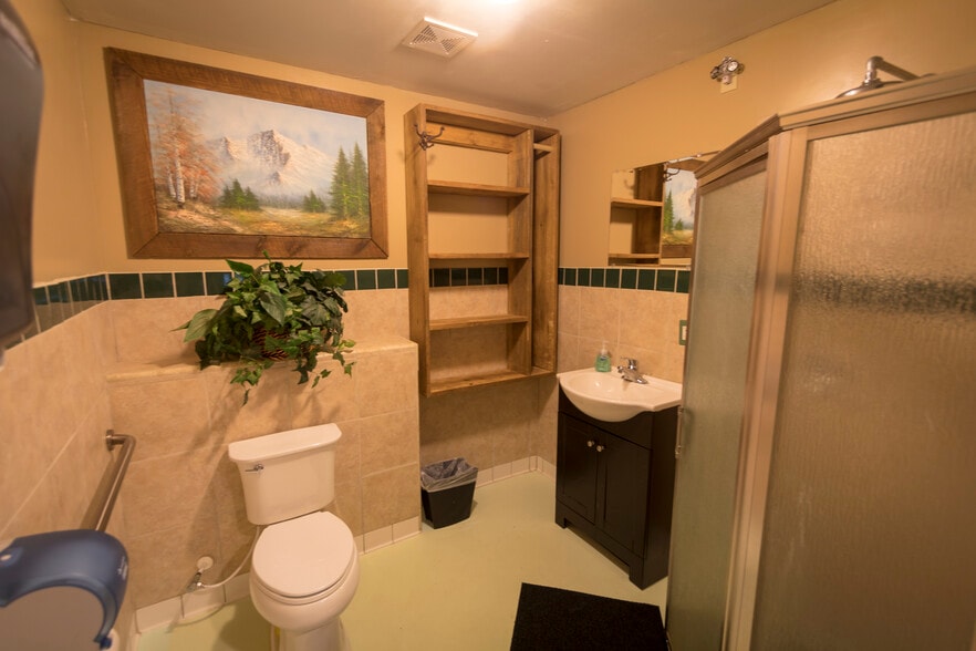 More Photos Of 88 Lower Mountain Creek Rd, Robbinsville Trailer Camper Park For Sale