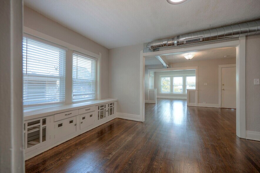 More Photos Of 4220 Harrison St, Kansas City Apartments For Sale
