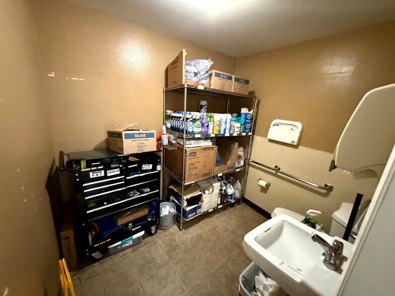 More Photos Of 1447 Santa Fe Ave, Long Beach Manufacturing For Sale