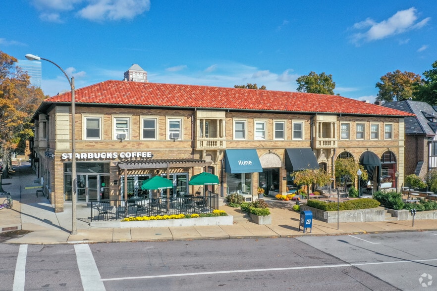 Primary Photo Of 7645 Wydown Blvd, Saint Louis Storefront For Lease