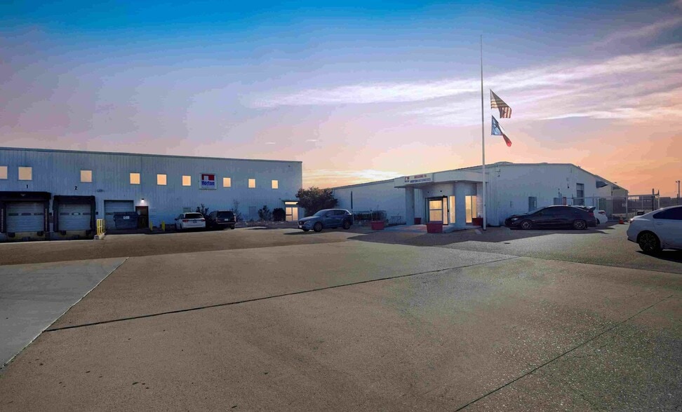 More Photos Of 4242 Baldwin Blvd, Corpus Christi Manufacturing For Lease