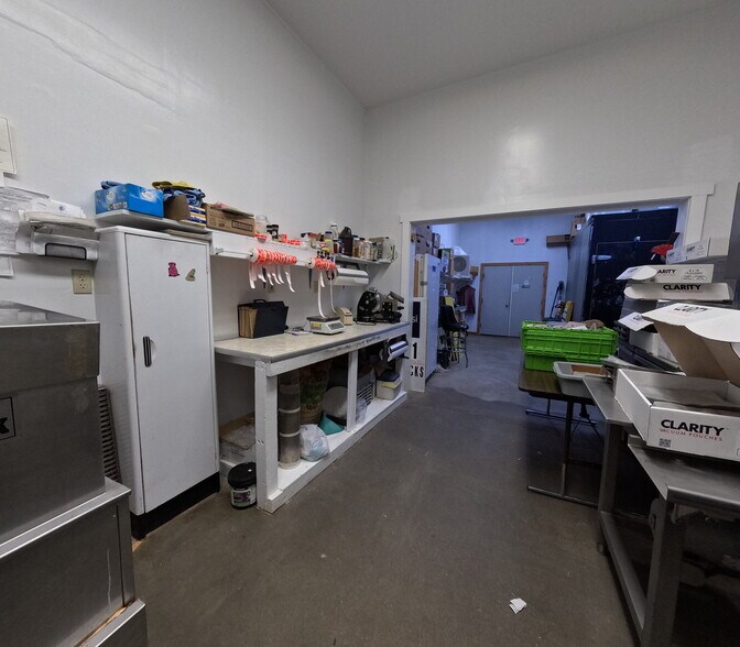 More Photos Of 2900 Pioneer Mountains Scenic By-Way Way, Polaris Industrial For Sale