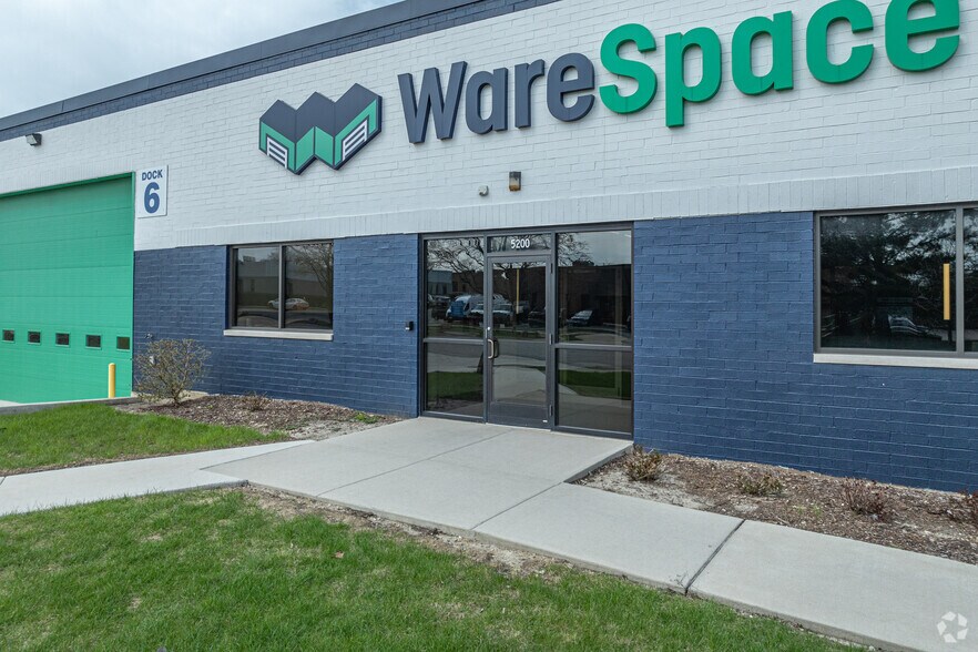 More Photos Of 5200 Thatcher Rd, Downers Grove Warehouse For Lease