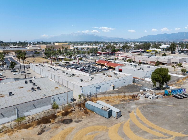 More Photos Of , San Bernardino General Retail For Sale