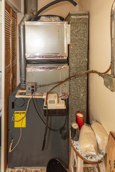 More Photos Of 1213 E Northern Pky, Baltimore Apartments For Sale