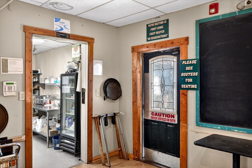 More Photos Of 219 N Market St, Selinsgrove Storefront Retail Residential For Sale