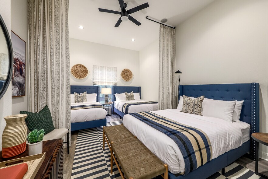 More Photos Of 8601 Zyle Rd, Austin Specialty For Sale