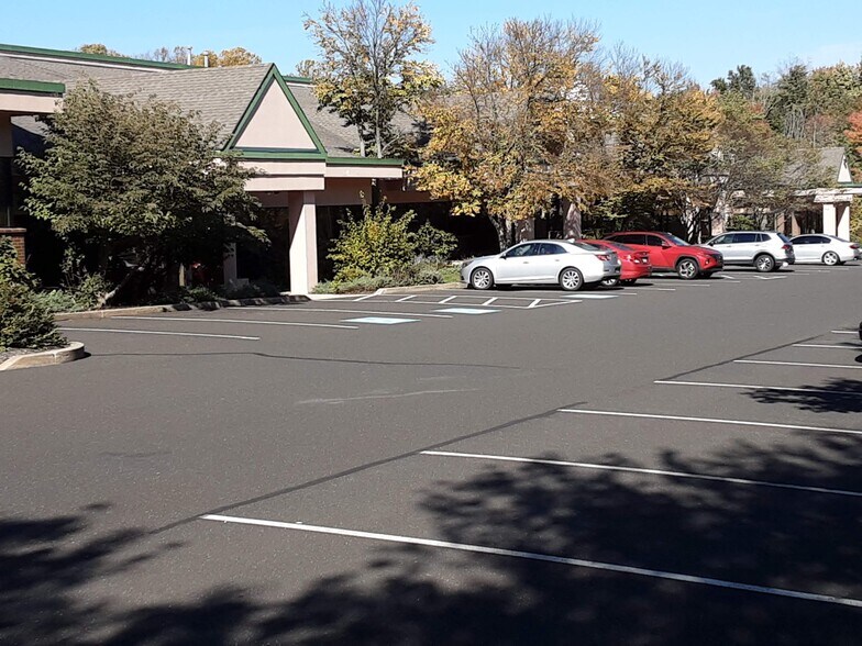 More Photos Of 200 Highpoint Dr, Chalfont Office For Sale