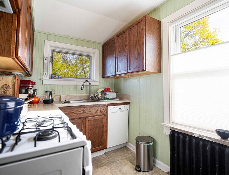 More Photos Of 1537 S Rolling Rd, Halethorpe Apartments For Sale