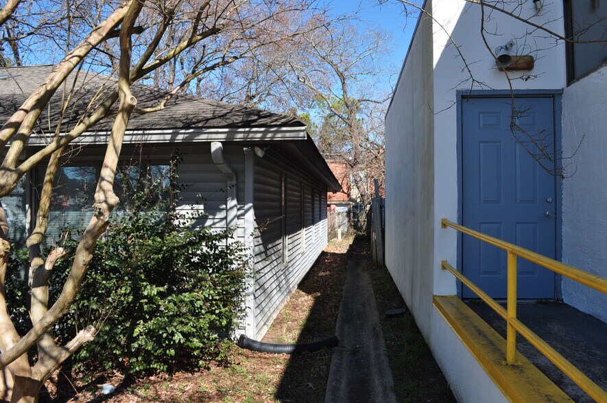 More Photos Of 13784 Warwick Blvd, Newport News Storefront Retail Office For Sale