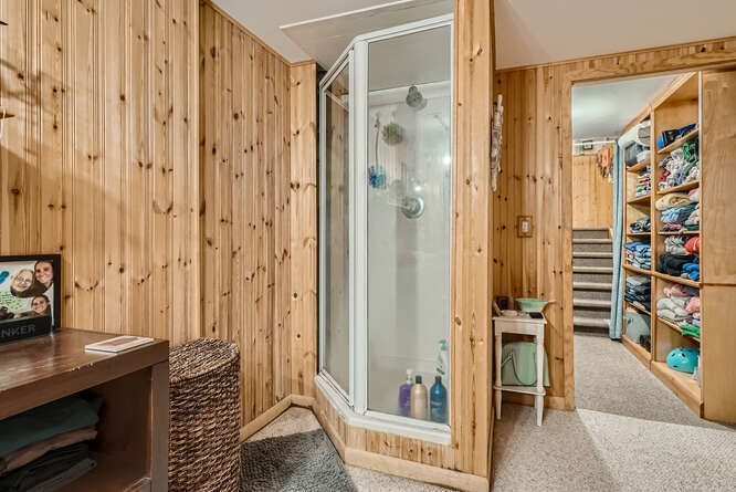 More Photos Of 2145 Kipling St, Lakewood Office Residential For Sale