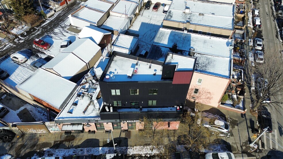 More Photos Of 33-29 Astoria Blvd N, Astoria Apartments For Sale