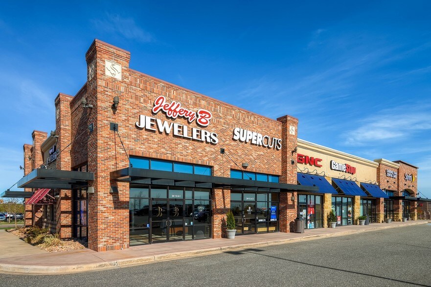 Primary Photo Of 24112 E Orchard Rd, Aurora Freestanding For Lease