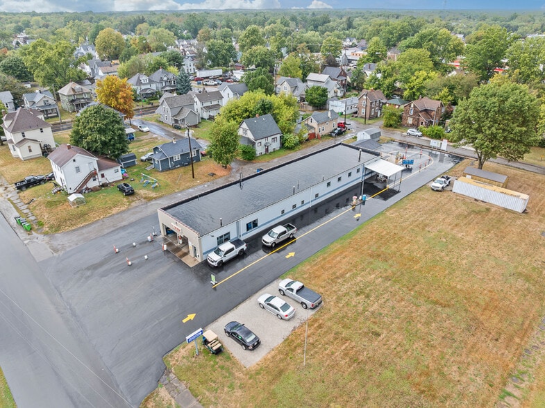 More Photos Of 44 E Harrison St, Alliance Carwash For Sale