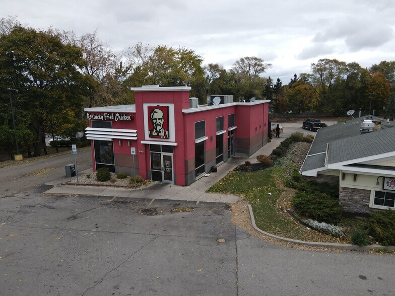 More Photos Of 1760 E Ridge Rd, Rochester Fast Food For Sale