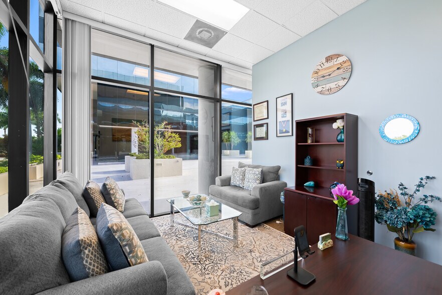 More Photos Of 4800 N Federal Hwy, Boca Raton Medical For Sale