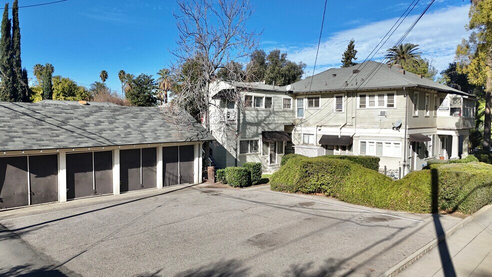 More Photos Of 101 W Fern, Redlands Apartments For Sale