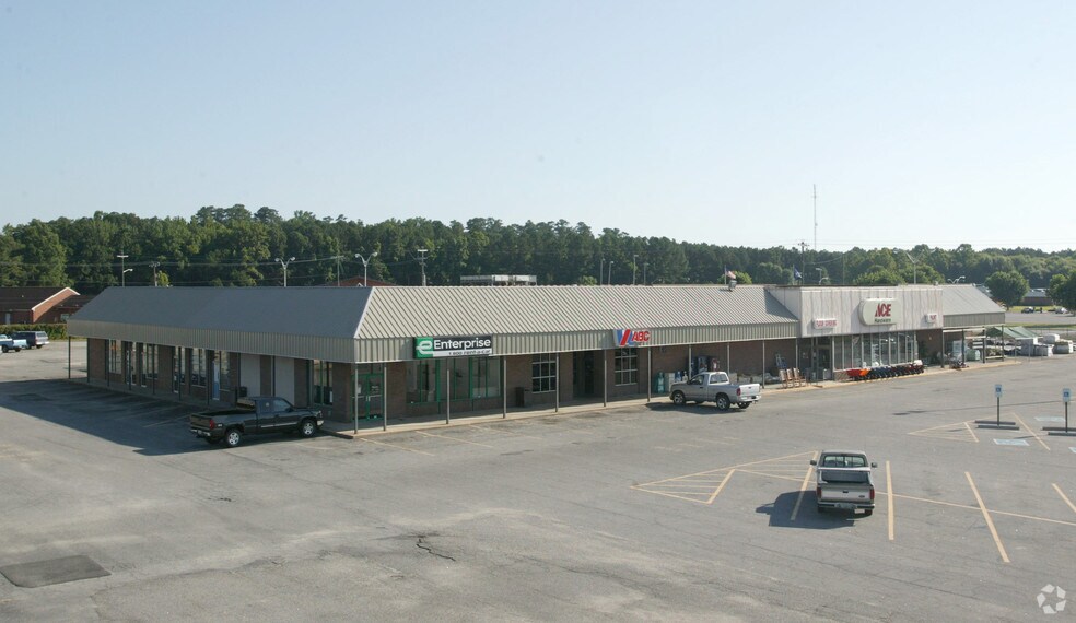 More Photos Of 1100 Armory Dr, Franklin Unknown For Lease