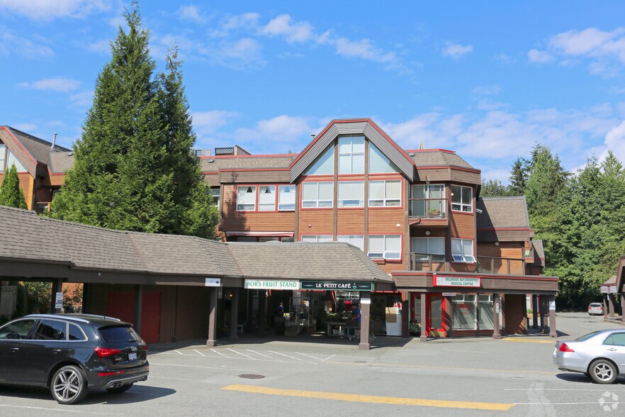 More Photos Of 3711-3763 Delbrook Ave, North Vancouver General Retail For Lease