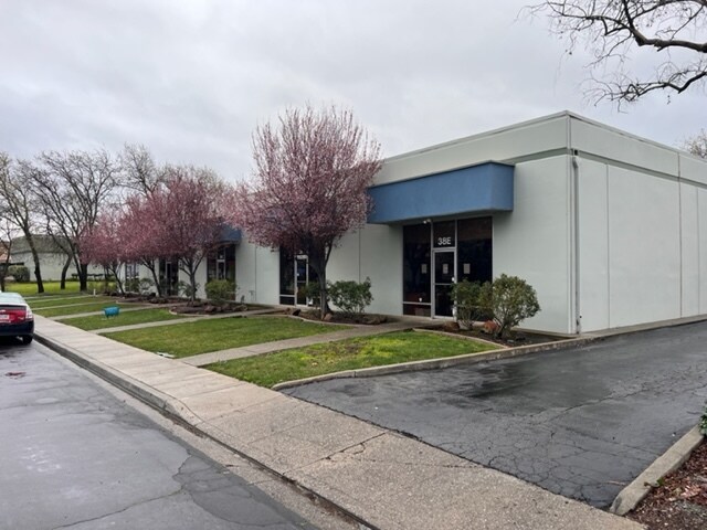 Primary Photo Of 38 Commerce Pl, Vacaville Light Manufacturing For Lease