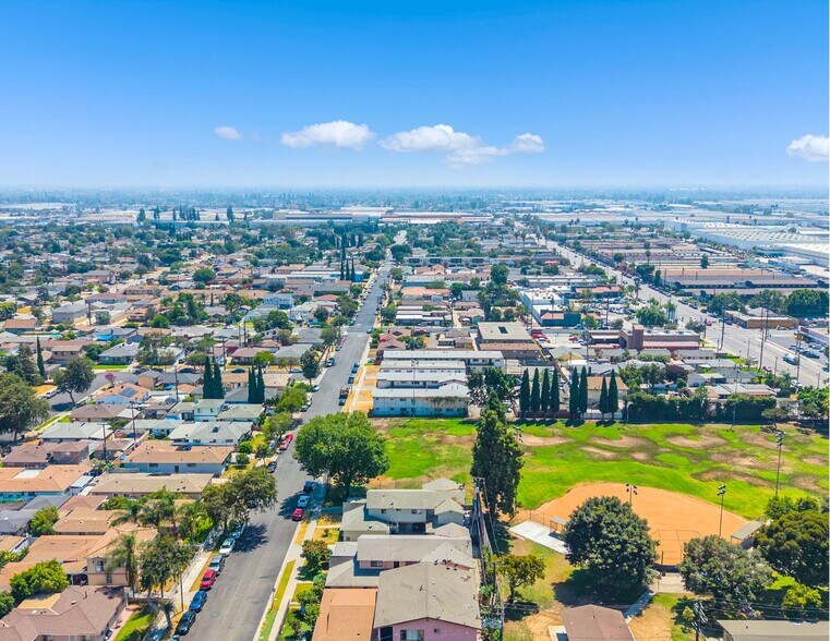 More Photos Of 1109 S Spruce St, Montebello Apartments For Sale