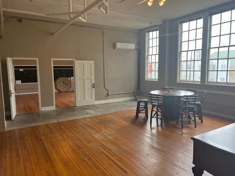 More Photos Of 125 Oak St, Hot Springs Apartments For Lease