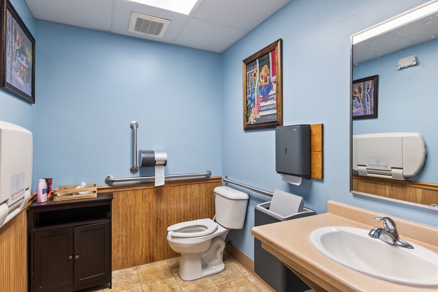 More Photos Of 816 Hwy 23/73, Princeton Restaurant For Sale