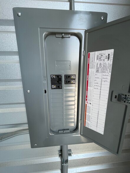 More Photos Of 1551 S Deer Heights Rd, Spokane Warehouse For Sale