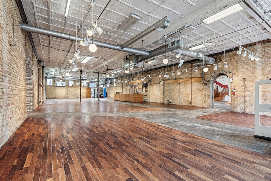 More Photos Of 309 S Cedar Ave, Minneapolis Storefront Retail Office For Sale