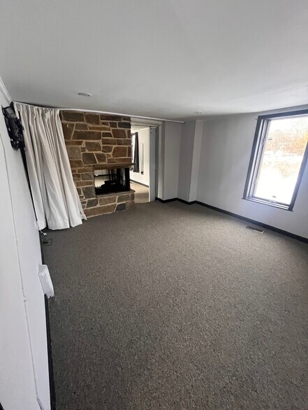 More Photos Of 8313 Belair Rd, Nottingham Office For Lease